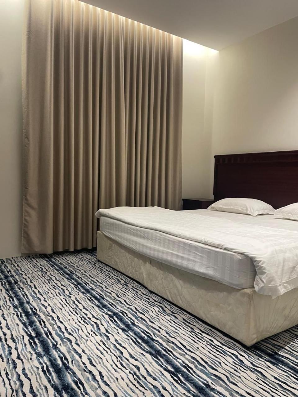 White Beach Hotel Suites Rebiğ Dış mekan fotoğraf